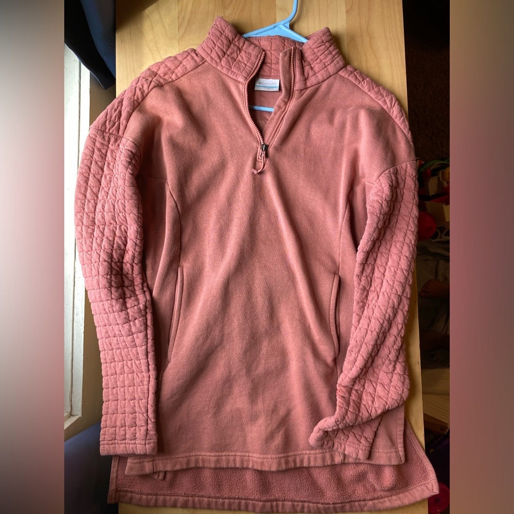 Columbia Pink sweatshirt